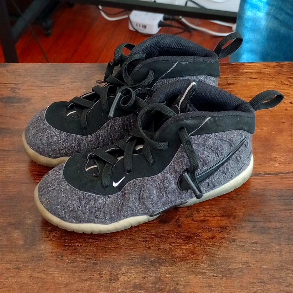 Nike Kids Black and Gray Shoes
